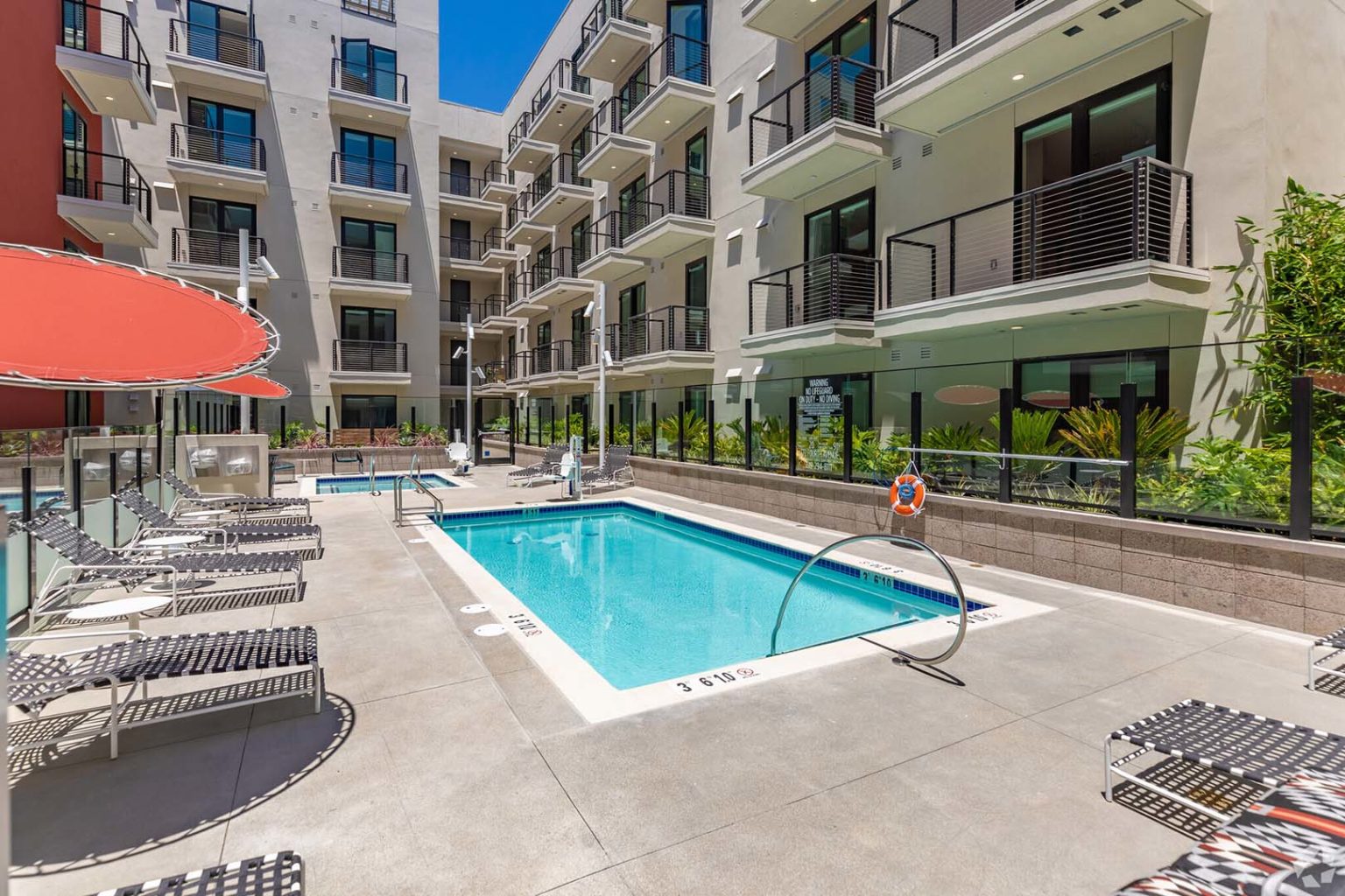 Downtown San Diego Apartments in the Gaslamp Quarter | 4th + J